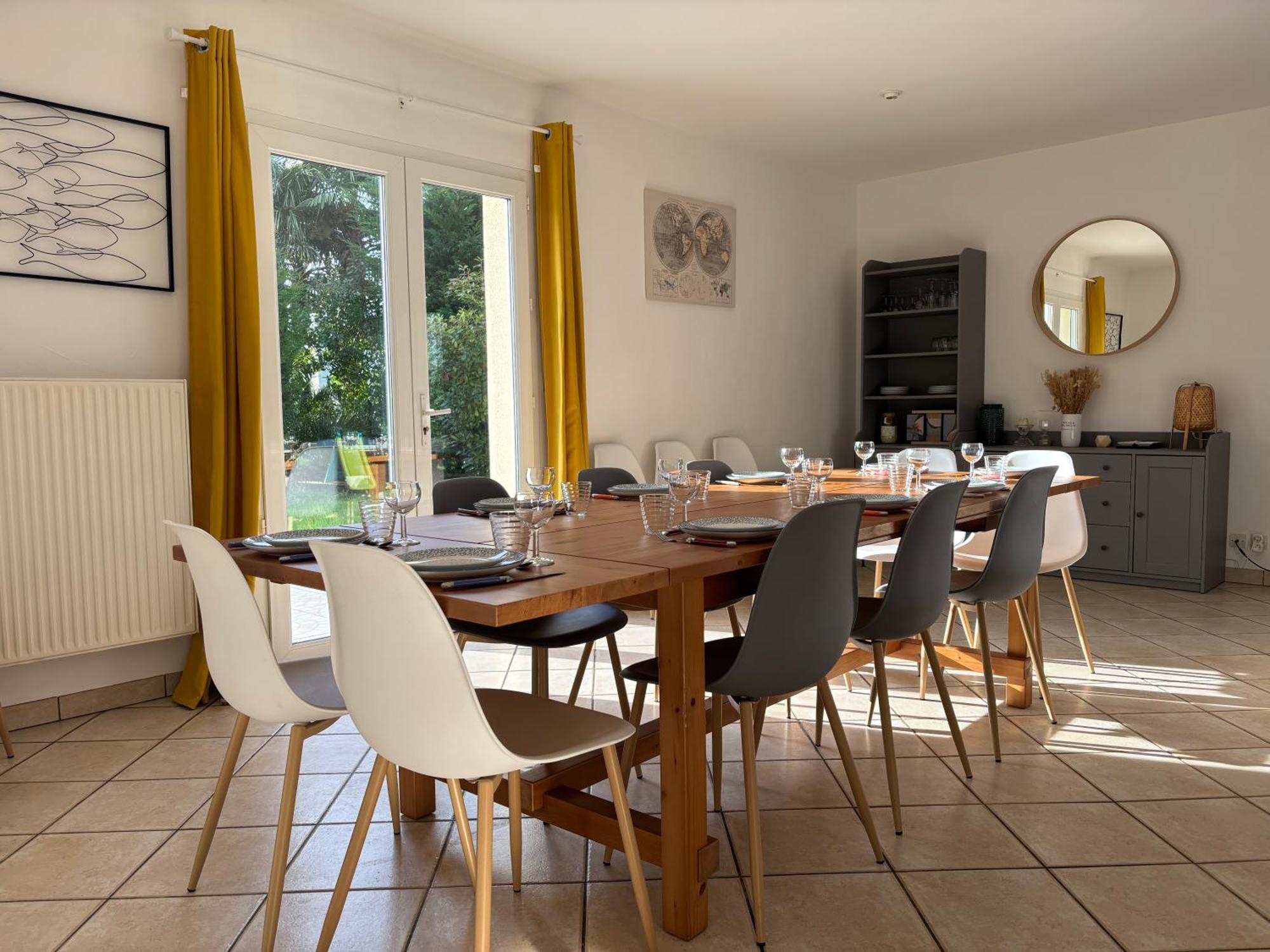 Villa Des Pontons Maison 5 Chambres Avec Grand Jardin Clos Et Belle Terrasse Sejour Spacieux Lumineux A 2 Kms De La Plage D'Arromanches Pres De Bayeux, Omaha Beach - Table De Ping Pong - Garage Tracy-sur-Mer Ngoại thất bức ảnh